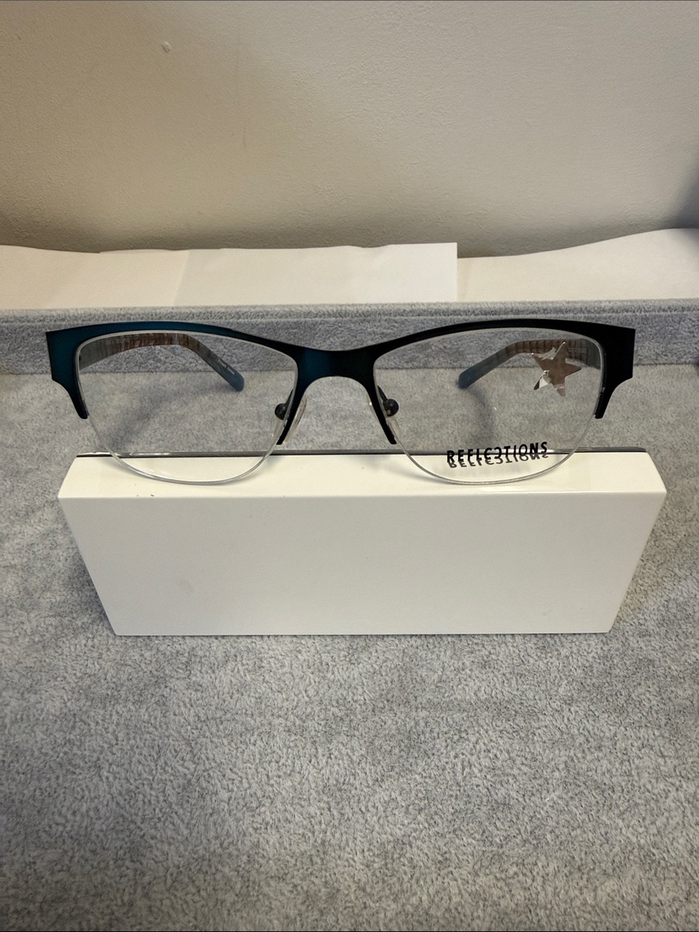 NWOT Ideal Optics Reflections R761 Semi-Rimless Peacock Blue Eyeglasses 52